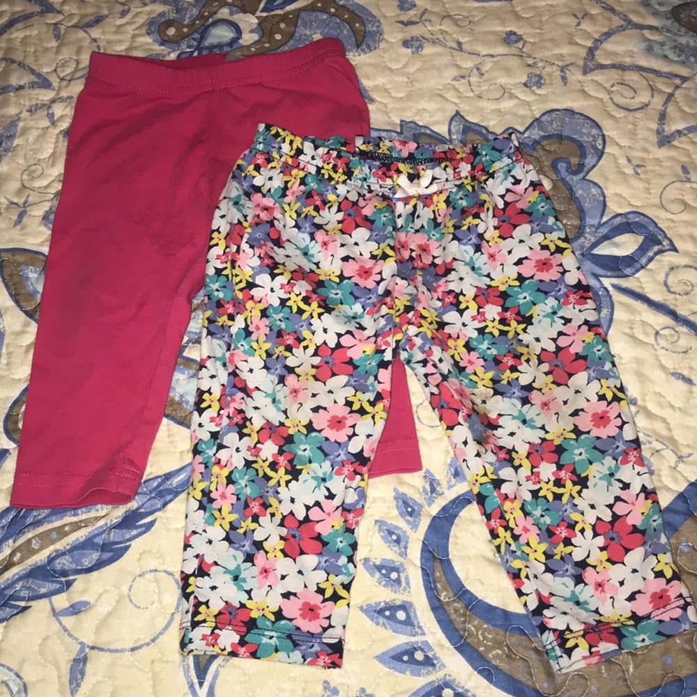Carter's babygirl bottoms 9mo.